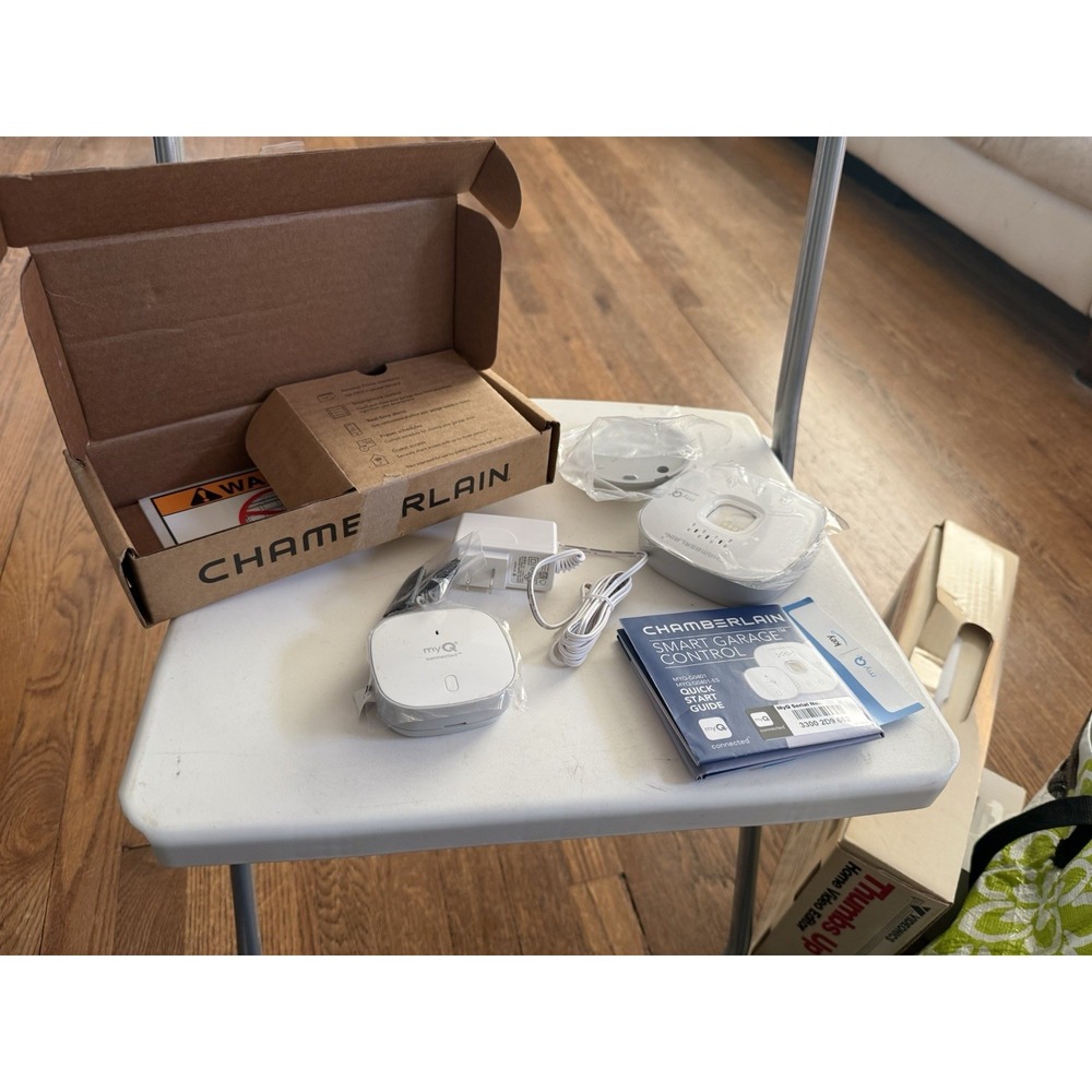 Chamberlain MyQ Wireless Smart Garage Door Hub and Controller New & Open Box